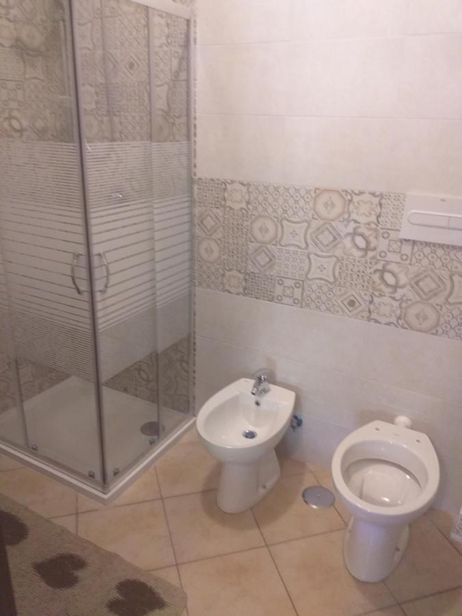 Bed & Breakfast Il Sentiero อาเจโรลา ภายนอก รูปภาพ