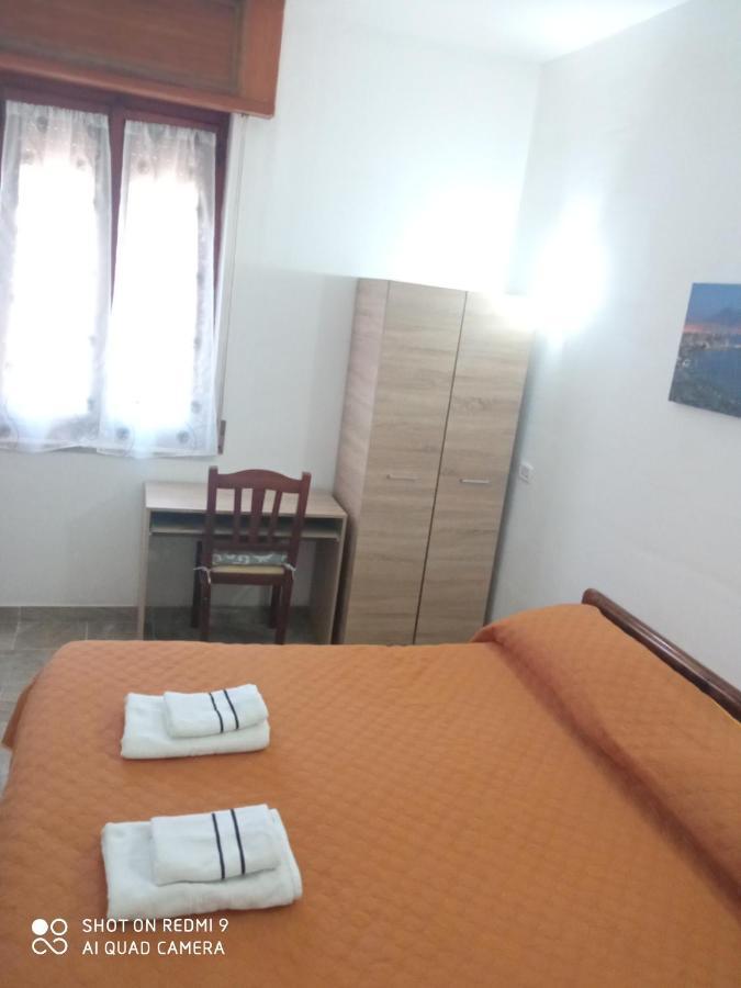 Bed & Breakfast Il Sentiero อาเจโรลา ภายนอก รูปภาพ