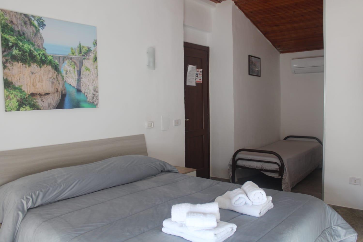 Bed & Breakfast Il Sentiero อาเจโรลา ภายนอก รูปภาพ